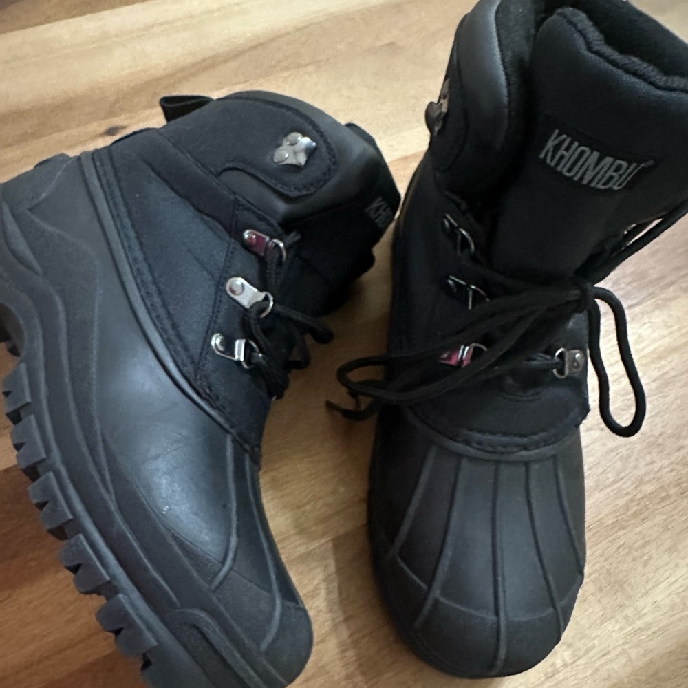 Khombu Men's Black Snow and Rain Boots